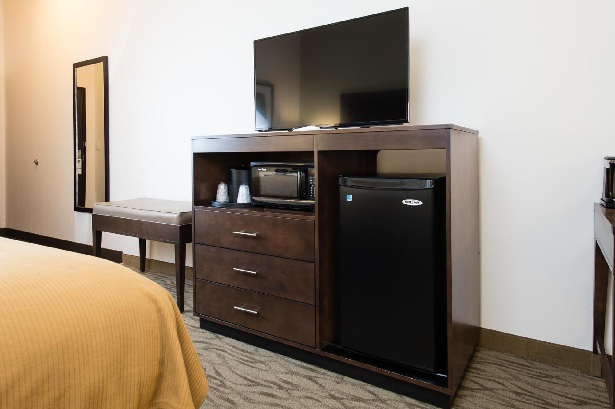 Holiday Inn Express & Suites Aiken By Ihg Exterior foto