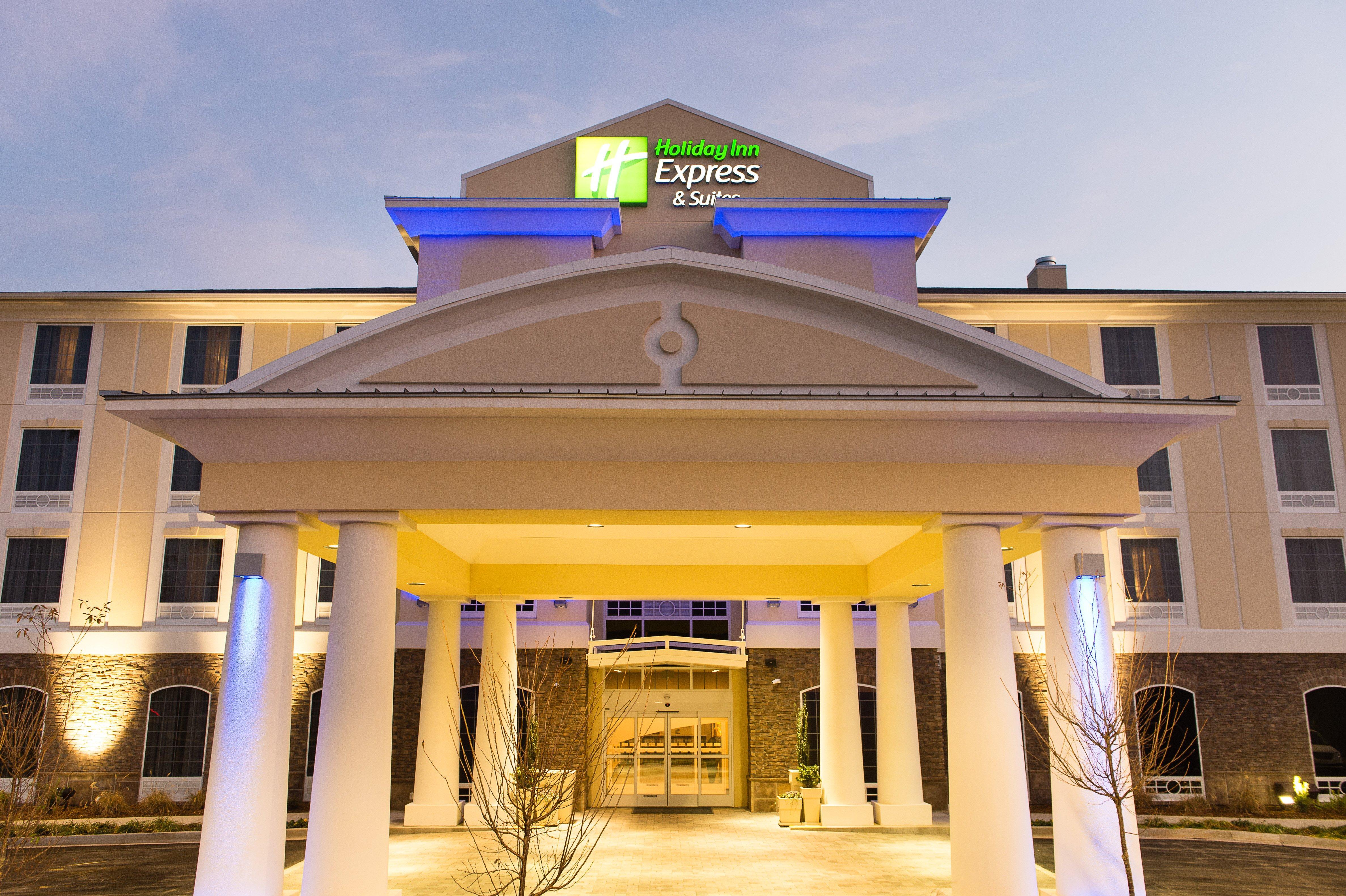 Holiday Inn Express & Suites Aiken By Ihg Exterior foto